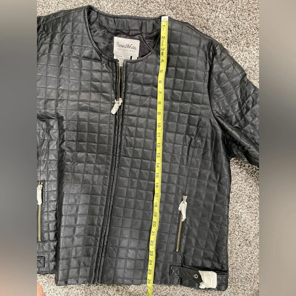 NWOT Pamela McCoy black quilted leather jacket. Size 2x. - Picture 13 of 16